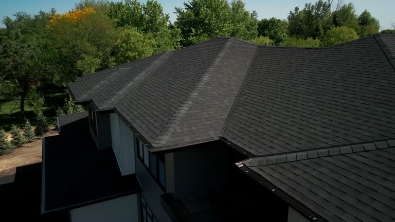 Fast & Reliable Emergency Roof Repairs in Parlier, CA